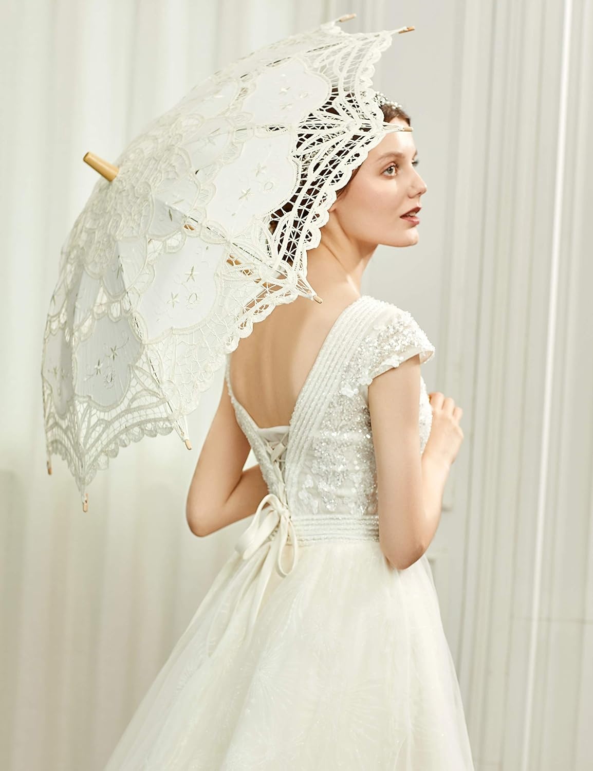 image:imageBABEYOND Lace Umbrella Parasol Vintage Wedding Bridal Umbrella for Decoration Photo Lady Costume 1920s Party ApricotOffWhite