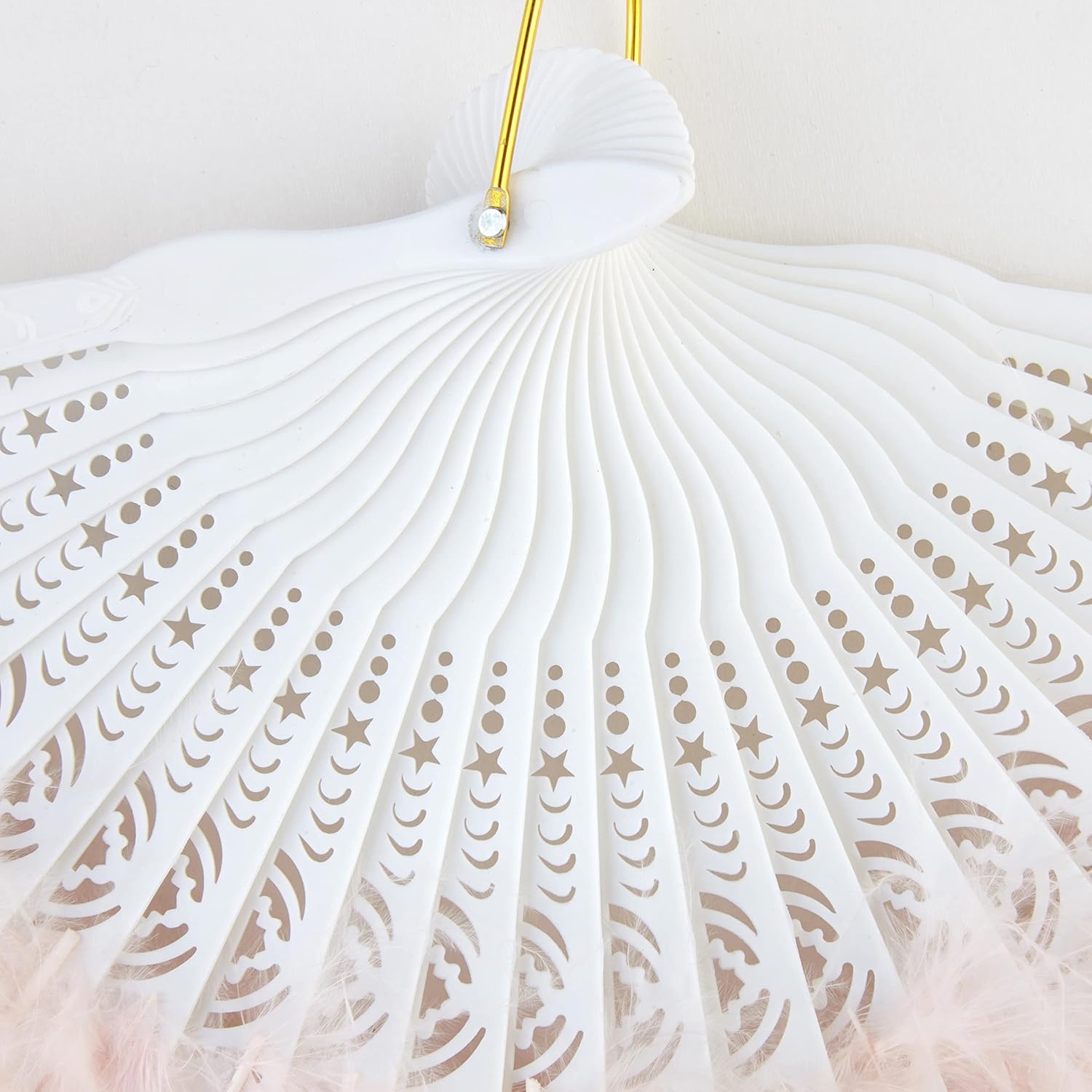 image:imageBABEYOND Marabou Feather Fan 22s Vintage Folding Fan Flapper Hand Fan for Costume Dancing Show Tea Party Wedding DecorationLight Pink